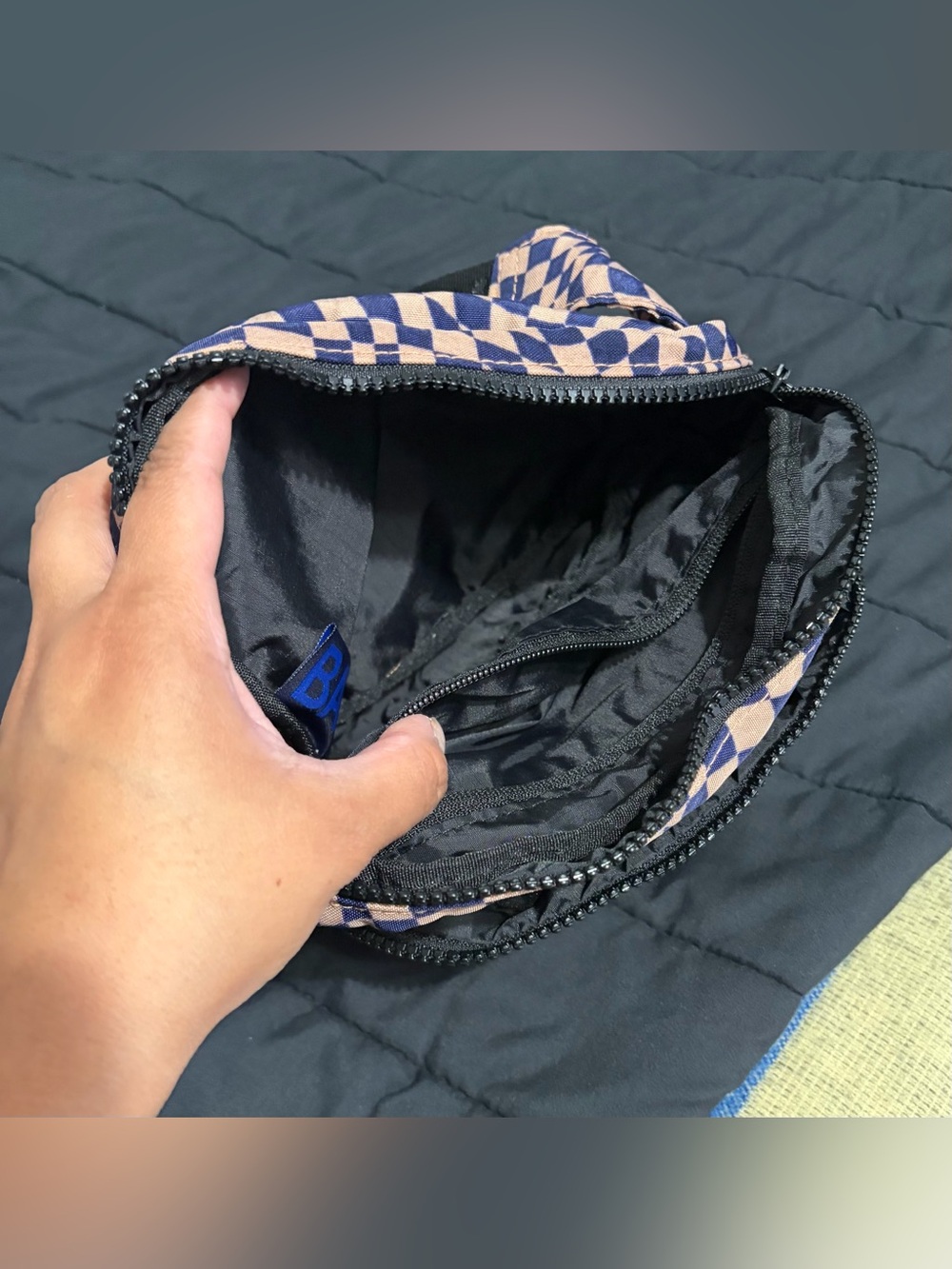 Baggu Fanny pack in Trippy Checkered - Picture 4 of 6